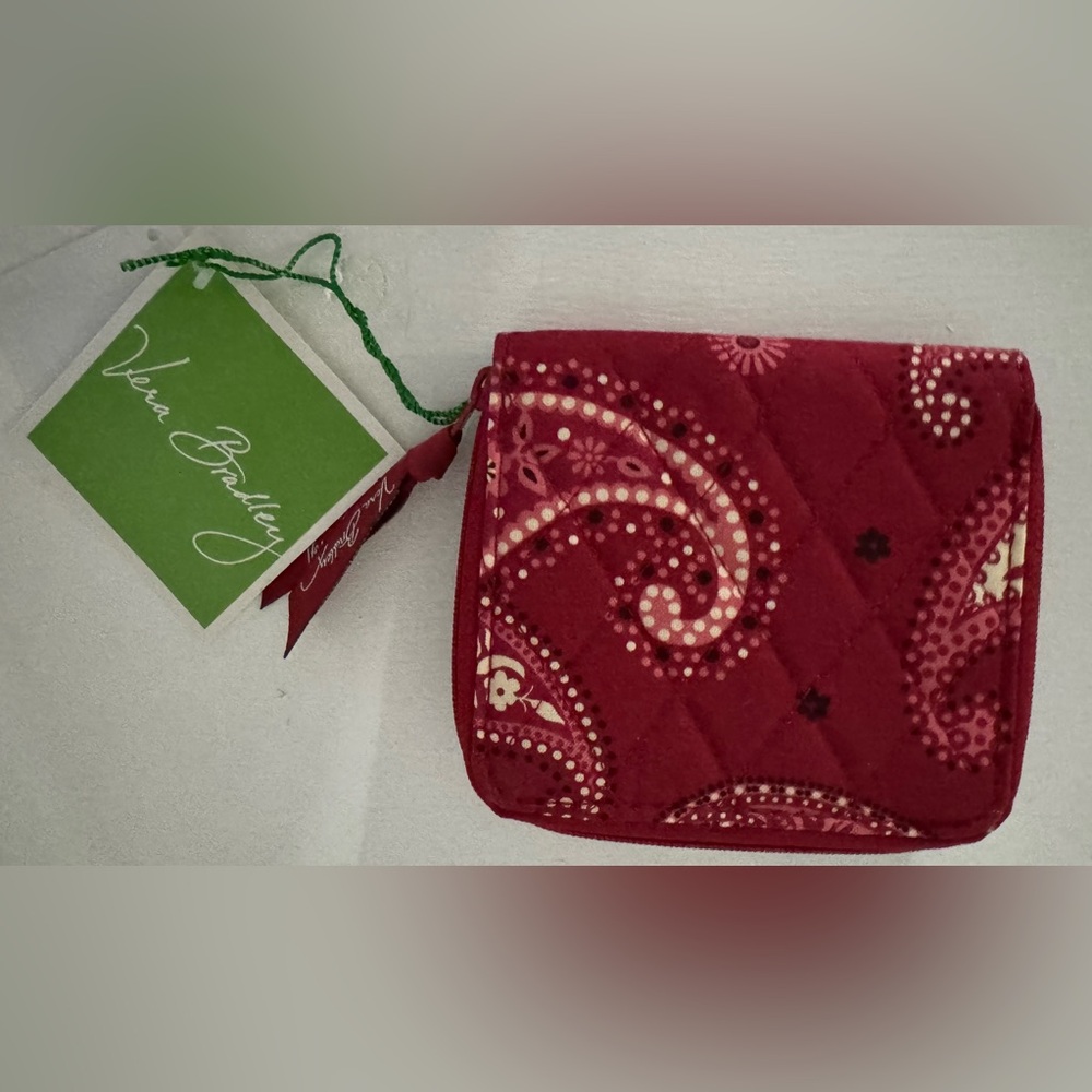 SOLD. Retired, NEW Mesa Red Vera Bradley NWT Wallet
